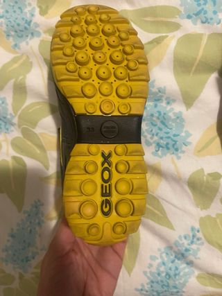 Zapatos de niño Geox talla 33
