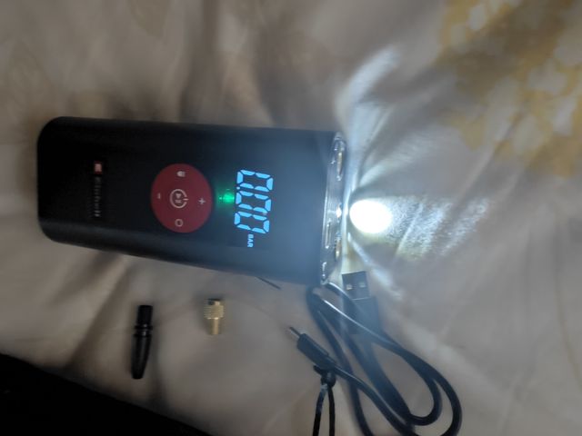 COMPRESOR DE AIRE PORTATIL