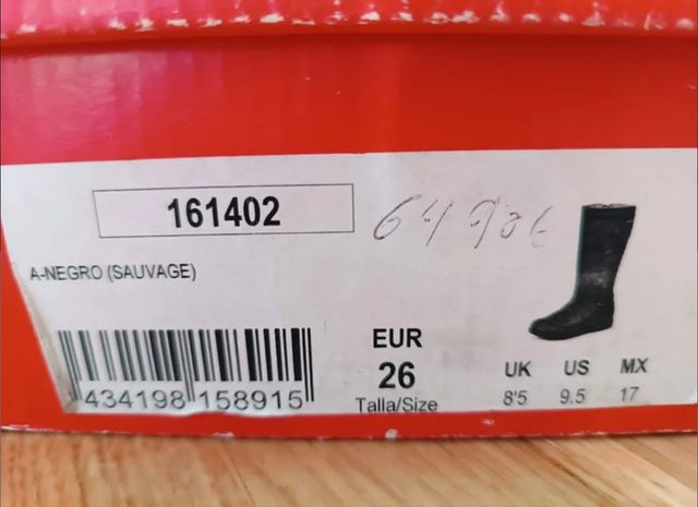 Botas piel niña T26