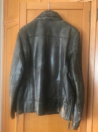 Chaqueta negro cuero