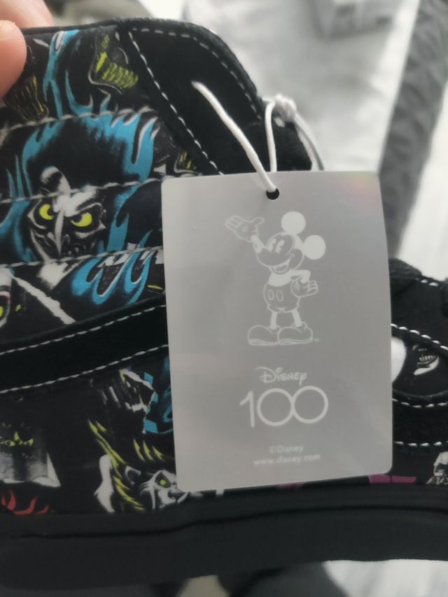 Vans sk8-hi edición Disney 100 aniversario