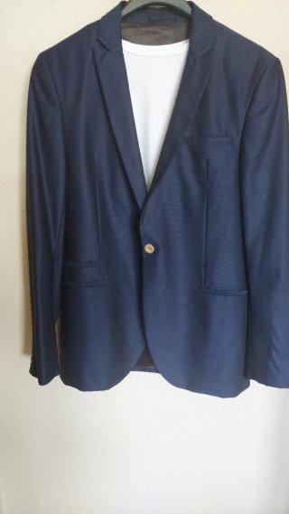 Traje azul juvenil + camisa blanca