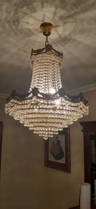 Lampara araña color bronce y cristal