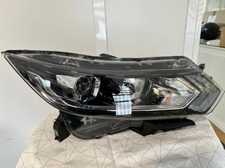 Faro derecho NISSAN QASHQAI