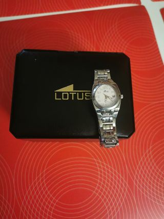 Reloj Lotus 