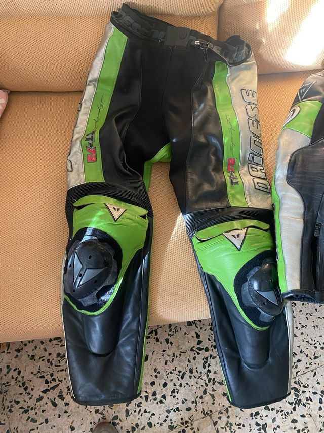 Mono 2 piezas Dainese TT72