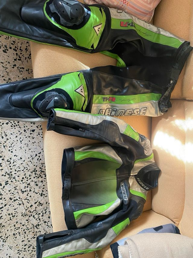 Mono 2 piezas Dainese TT72
