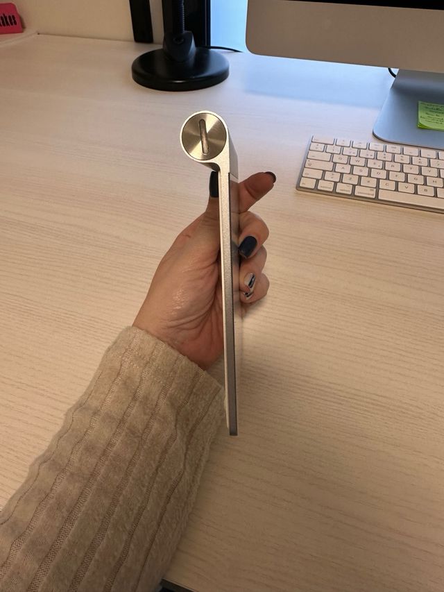 Magic Trackpad apple con cable de carga