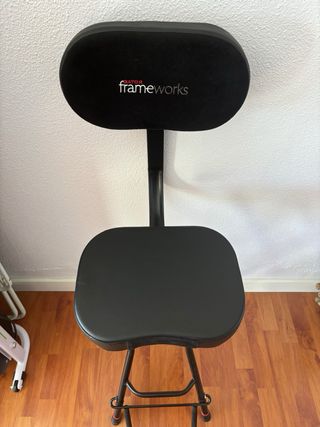 Asiento guitarra y soporte para guitarra