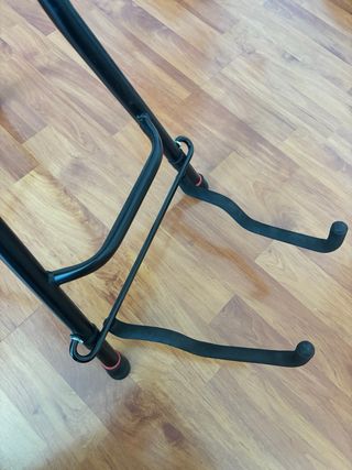 Asiento guitarra y soporte para guitarra