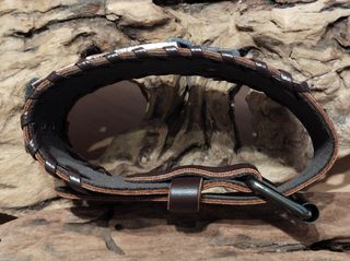 Pulsera cuero ancha