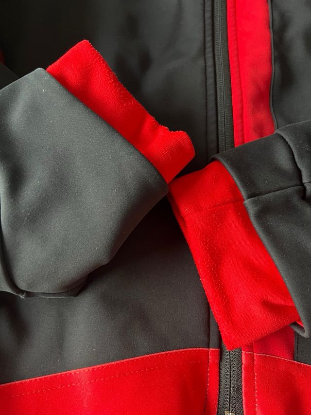 Chaqueta y mono de bici