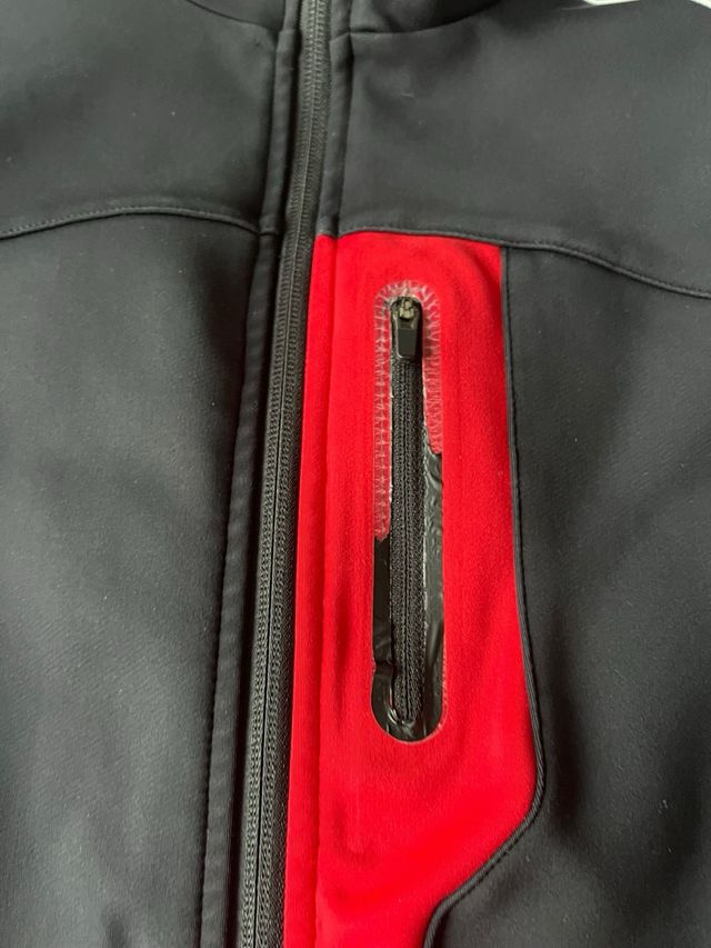 Chaqueta y mono de bici