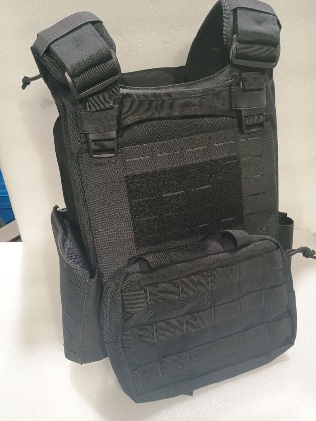 Chaleco airsoft profesional negro