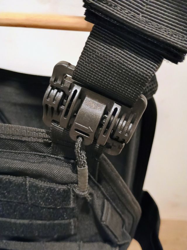 Chaleco airsoft profesional negro