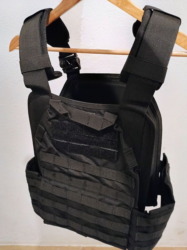 Chaleco airsoft profesional negro