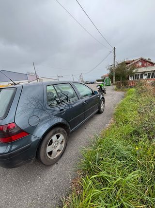 Volkswagen Golf 2003
