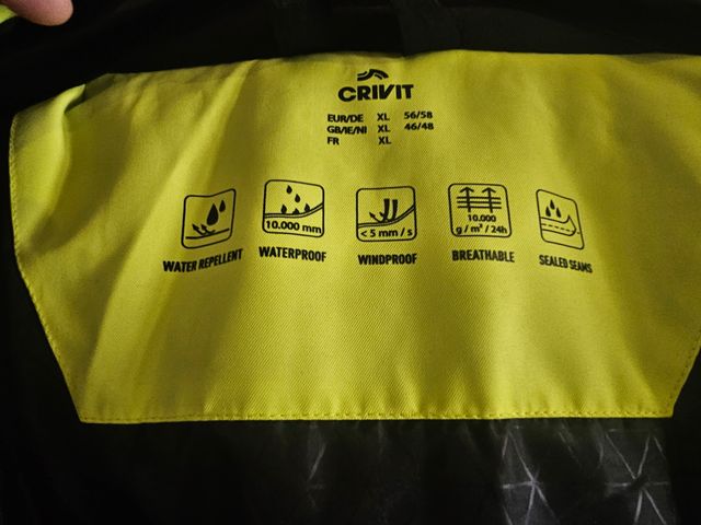 Chaqueta esquí CRIVIT. Amarillo. Talla XL. Hombre