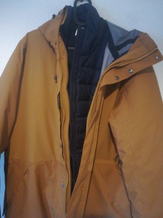 Chaqueta impermeable 3 en 1. Hombre. Talla L.