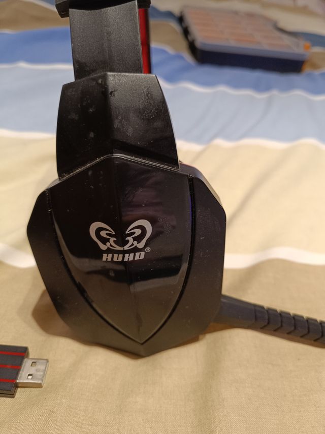 HUHD Auriculares Gaming inalámbricos Gaming
