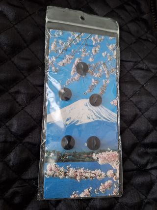 5 pins Japón Expo 92