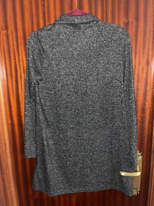 Vestido manga larga gris