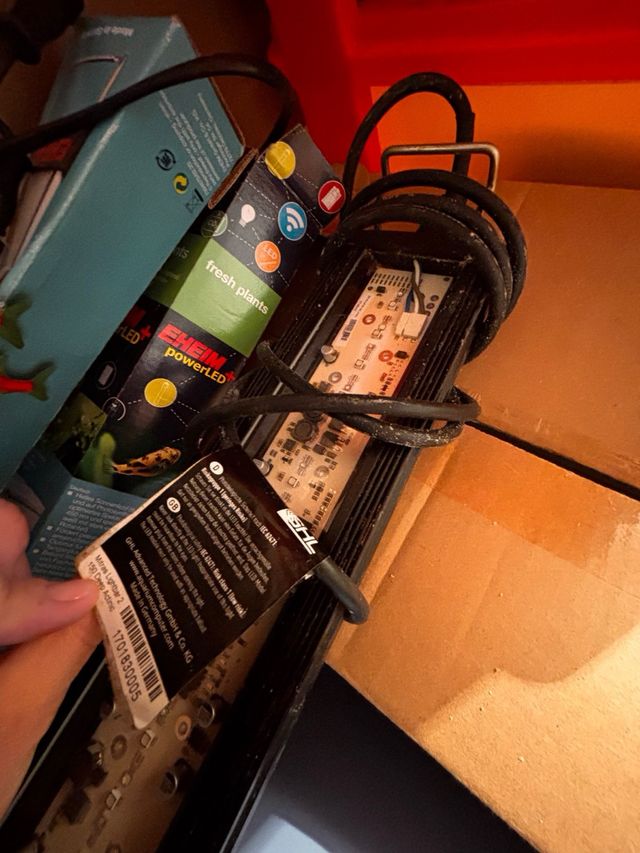 Pantalla acuario EHEIM