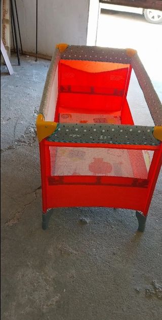 Trona + cuna de viaje