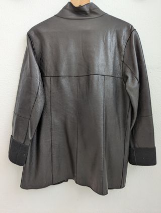 Chaquetón negro largo