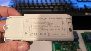 Sonoff relés on/off fuente DC 5v mesnwell y remote