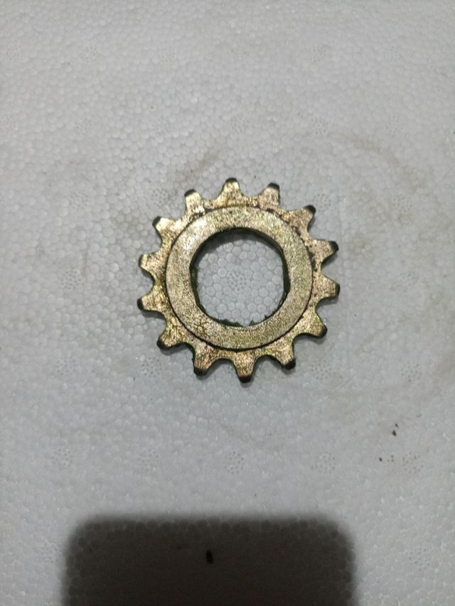 Piñon derbi variant 14 sin reforzar