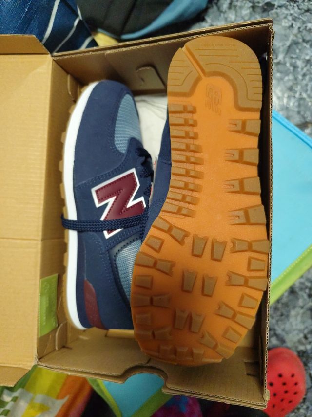 New balance nuevas niño talla  36