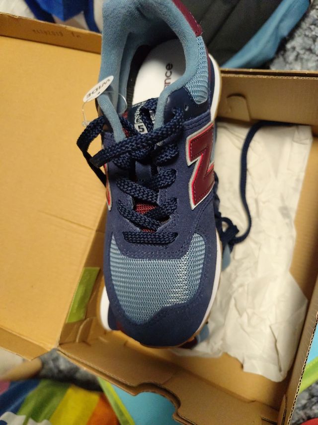 New balance nuevas niño talla  36