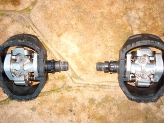 Pedales mixtos automáticos 