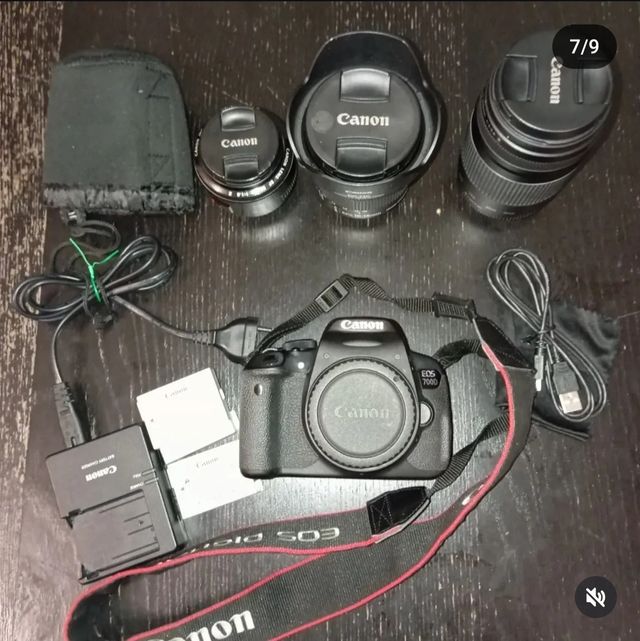 Cámara digital canon eos 700 D