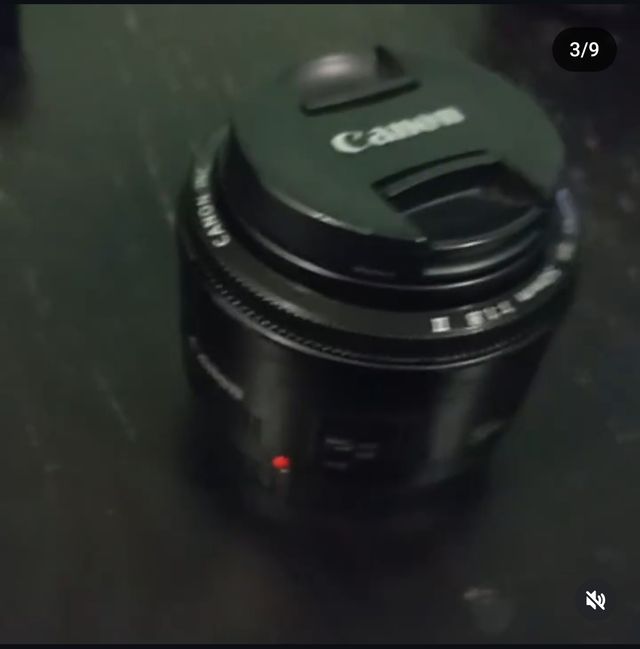 Cámara digital canon eos 700 D