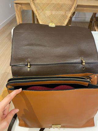 Bolso estilo maletín Zara piel