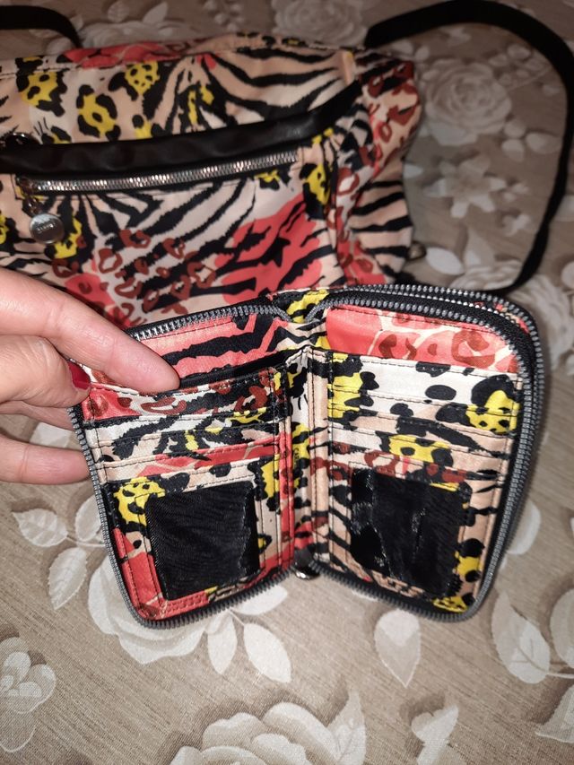 Borsa +portafoglio Carpisa