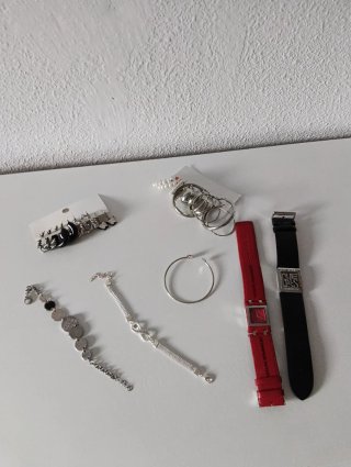 PACK RELOJES MUJER , PULSERA Y PENDIENTES