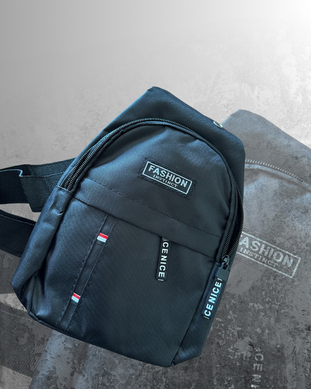 Riñonera negra "Fashion Instinct"