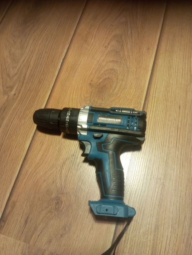 Chave de fenda, broca