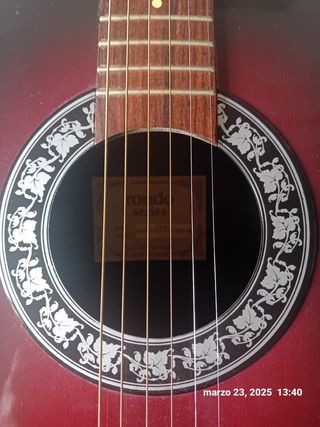 Guitarra electro-acustica
