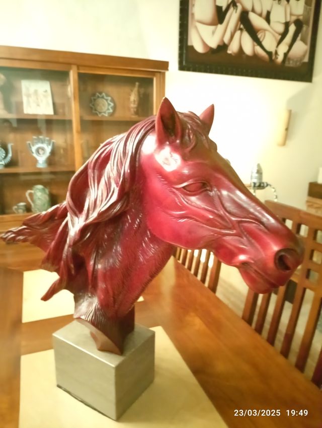 BUSTO CABEZA DE CABALLO