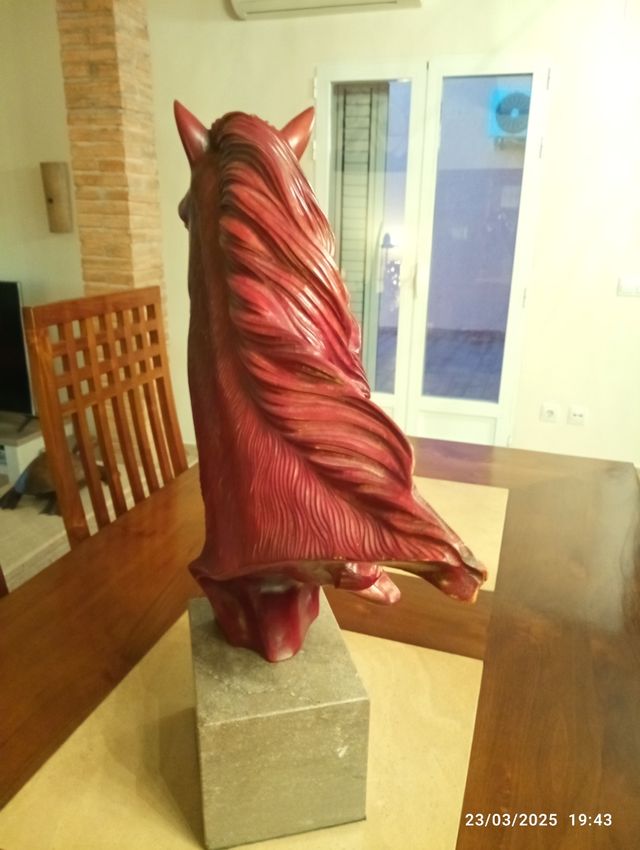 BUSTO CABEZA DE CABALLO
