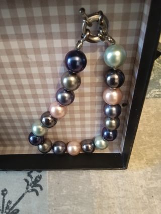 Dos pulseras 