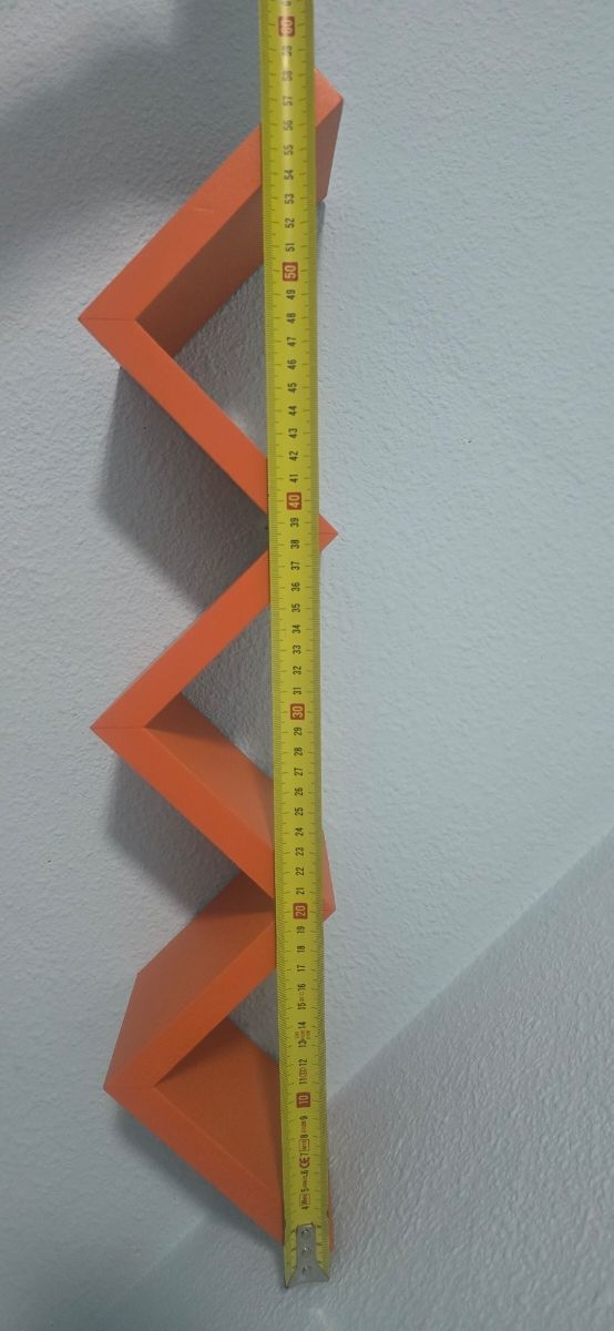 Estanteria zig zag como nueva