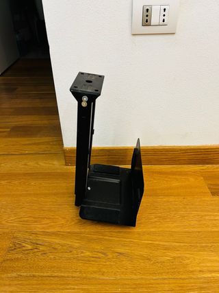 Porta desktop sotto scrivania