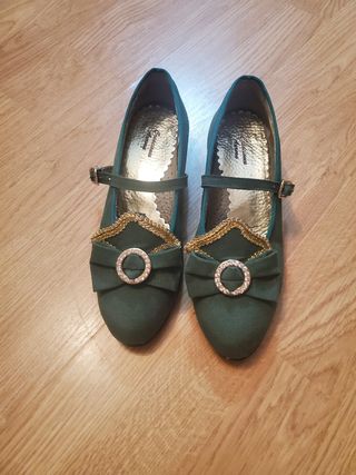  Traje fallera