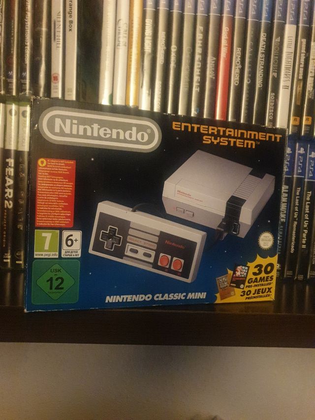 Nintendo nes mini con 2 mandos