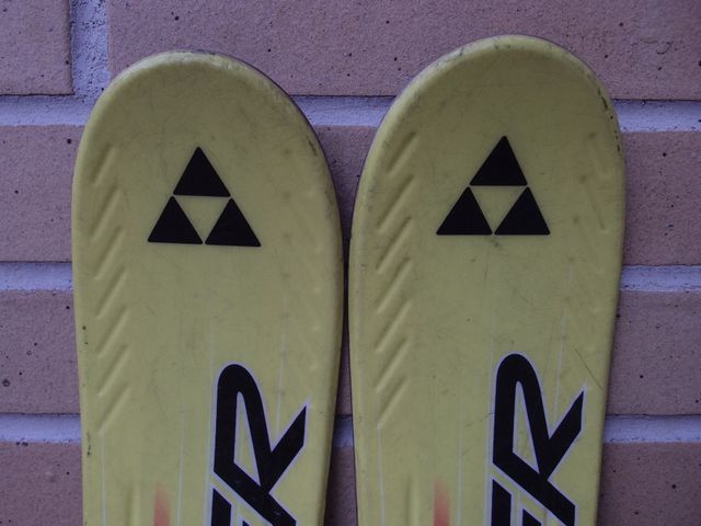 Esquís Fischer 110cm con fijaciones